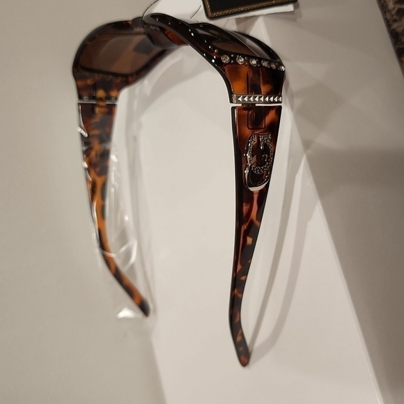 VG Rhinestones SUNGLASSES - Picture 3 of 6